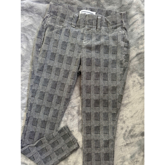 Amazon Essentials Pants - Amazon Essentials XS Short Pull On Work Pants with Real Belt Loop and Pockets